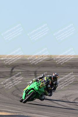 media/Jan-15-2026-Racers Edge (Thu) [[dfebeb70ab]]/3-B Group/Session 2 (Bowl Exit)/